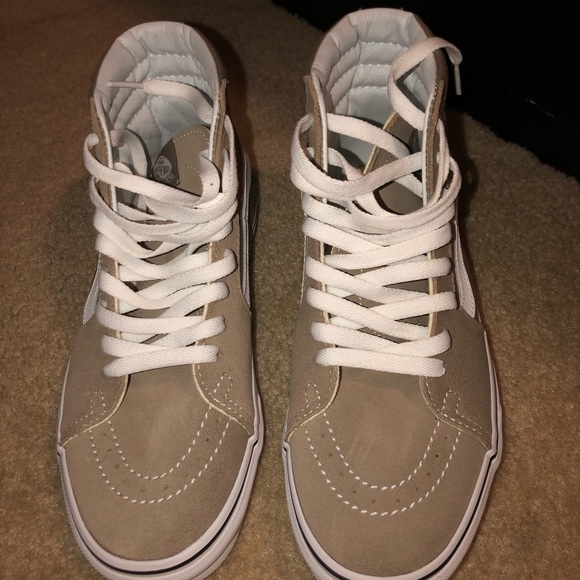 Vans Skate-hi’s in Desert Taupe - Picture 2 of 7